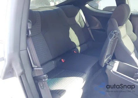 2015 Hyundai Genesis 3.8 Base из США, поврежденный, VIN KMHHU6KJ0FU124038